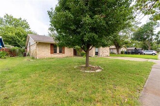 510 Cranbrook Park in Garland, TX - Building Photo - Building Photo