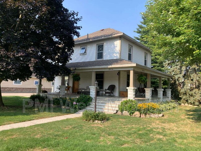 property at 2574 Sherwood St SW