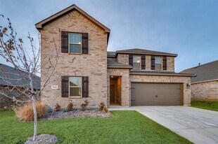 9813 Autumn Leaves Ln in Cross Roads, TX - Building Photo