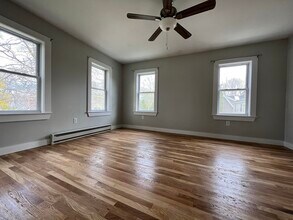 19 Curtis St in Quincy, MA - Building Photo - Building Photo