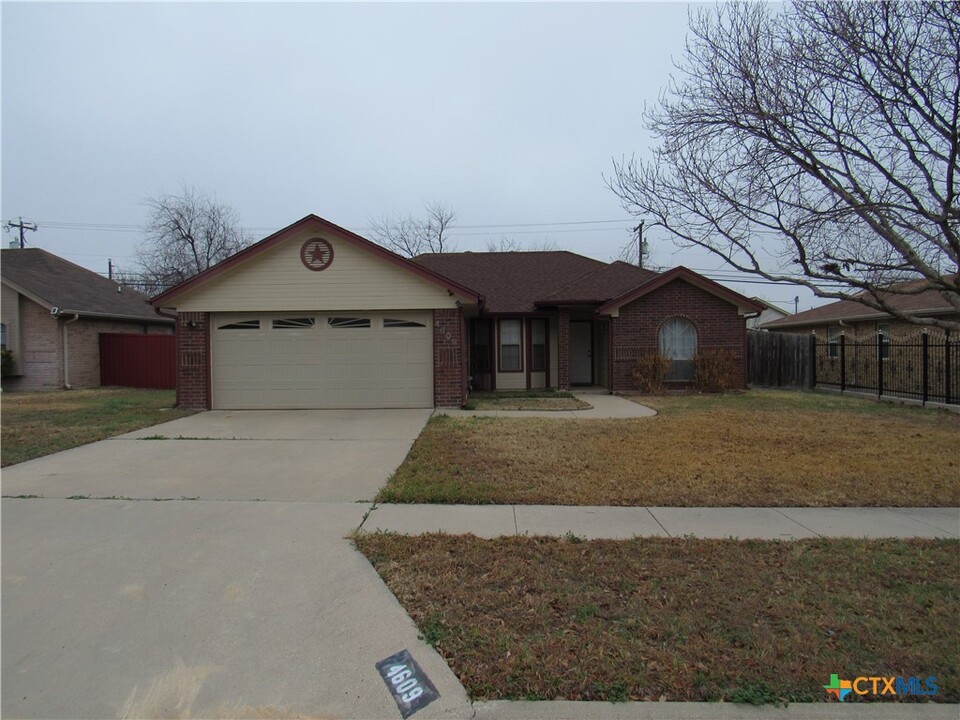 4609 Brian Dr in Killeen, TX - Building Photo
