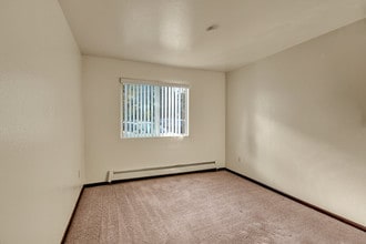 Ladera Villa in Anchorage, AK - Building Photo - Building Photo