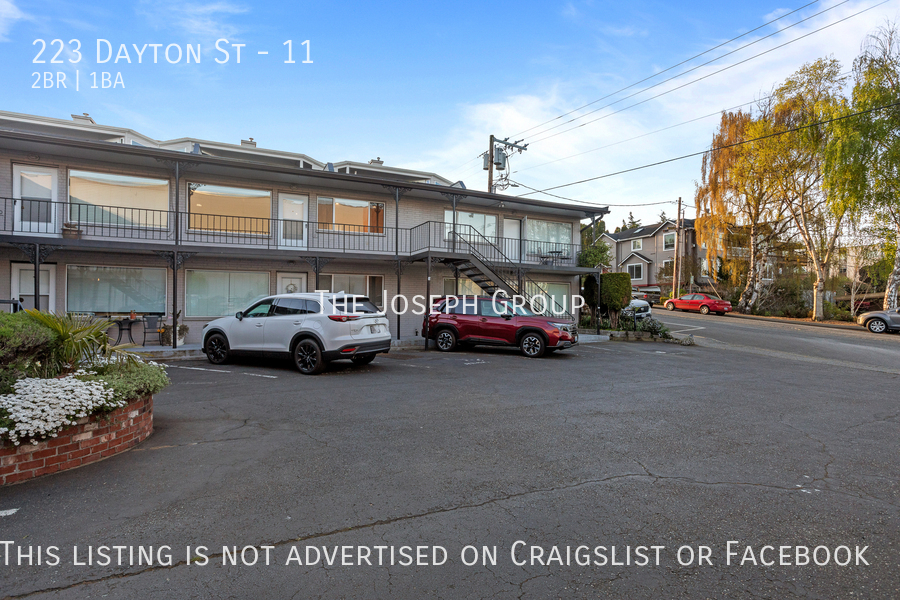 223 Dayton St in Edmonds, WA - Foto de edificio