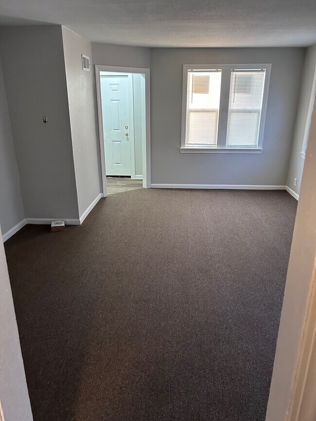 3896 N Port Washington Rd Rentals in Milwaukee, WI