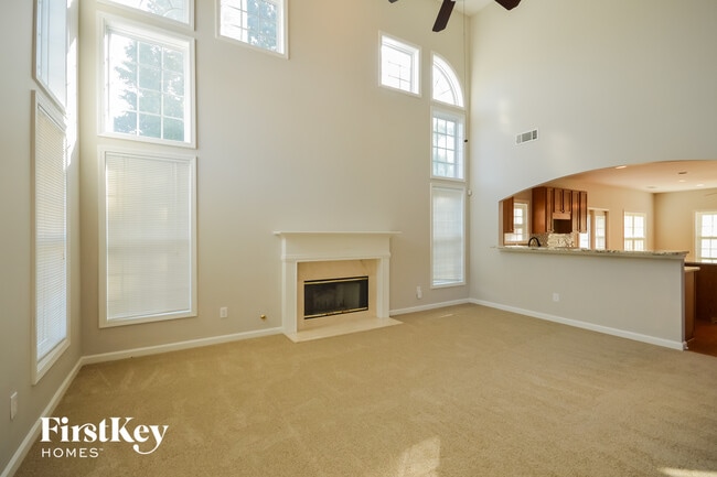 1382 Fall River Dr in Conyers, GA - Building Photo - Building Photo