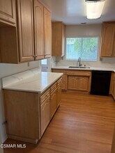 5780 Lake Lindero Dr in Agoura Hills, CA - Building Photo - Building Photo