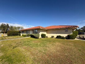 32400 Sky Blue Water Trail in Cathedral City, CA - Building Photo