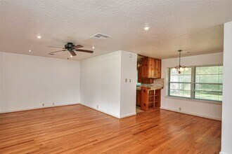 3018 Attridge Rd in Houston, TX - Building Photo - Building Photo