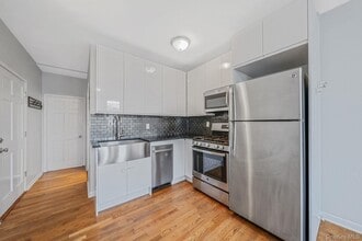 176A 26 in Brooklyn, NY - Building Photo - Building Photo
