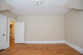 1704 E Bradford Ave in Milwaukee, WI - Building Photo - Building Photo