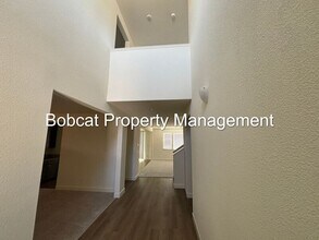 1751 Boundary Peak St in Carson City, NV - Foto de edificio - Building Photo