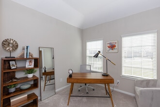 Lakeside Conroe in Montgomery, TX - Building Photo - Building Photo