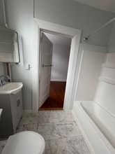 1611 Hampton Blvd, Unit Unit B4 in Norfolk, VA - Foto de edificio - Building Photo