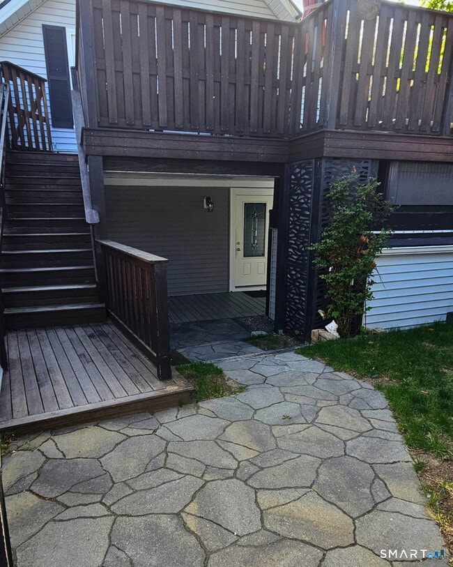 9 Hunters Rd in Norwich, CT - Building Photo - Building Photo