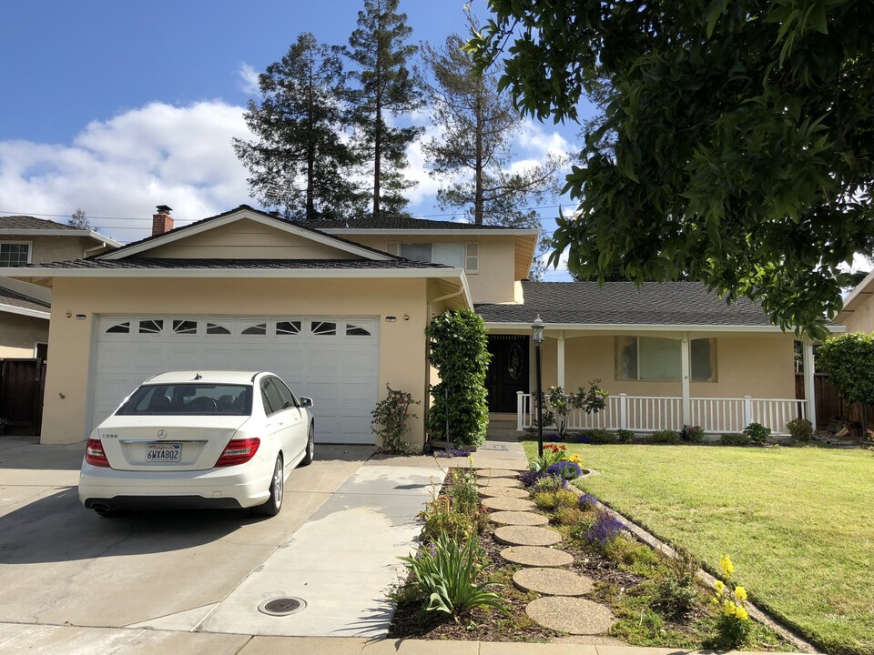826 Shetland Pl in Sunnyvale, CA - Building Photo