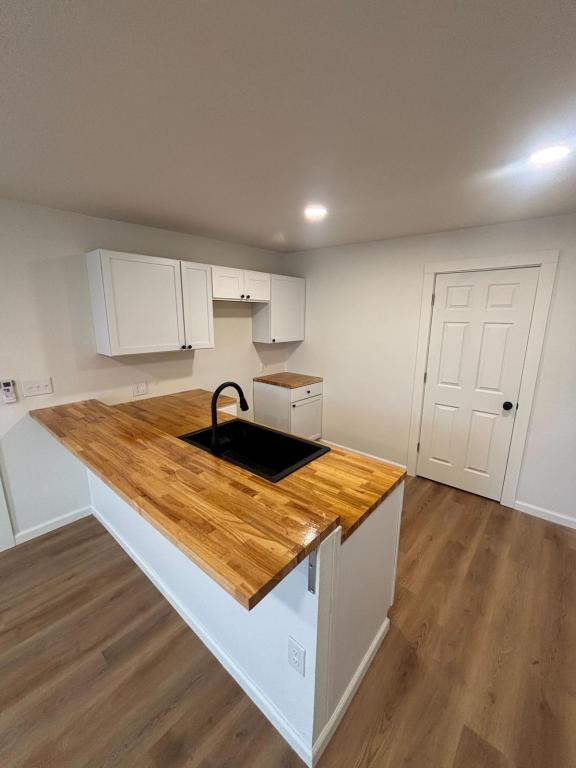 1396 Cranfield Rd in Mountain Home, AR - Foto de edificio - Building Photo