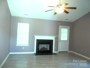 1337 Level Creek Ln in Charlotte, NC - Building Photo - Building Photo