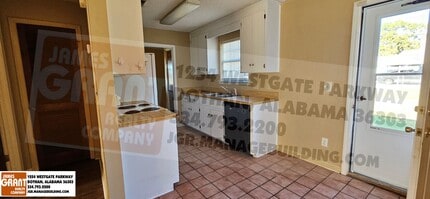 3178 Denton Rd in Dothan, AL - Building Photo - Building Photo