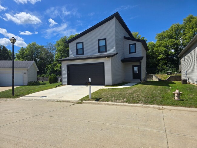 property at 3917 Shasta Dr