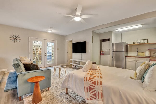 property at 109 E Point Dr