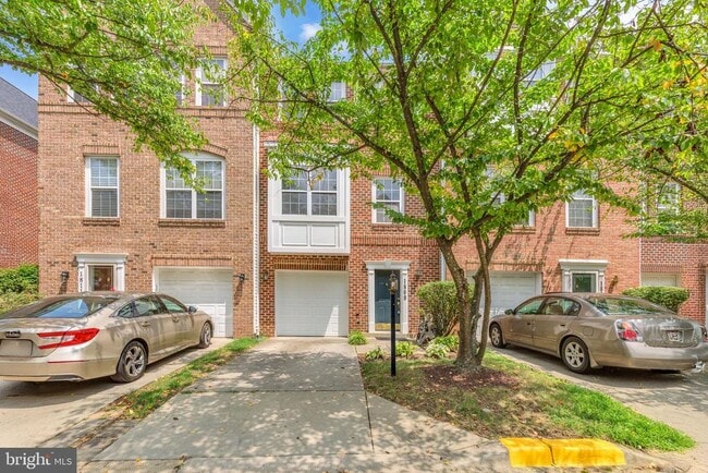 property at 1809 Spanish Oak Ln