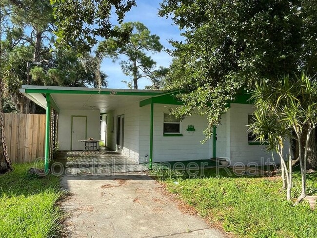 property at 767 19th Ave S
