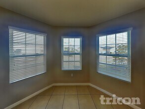 244 Hamlet Rd in Davenport, FL - Foto de edificio - Building Photo