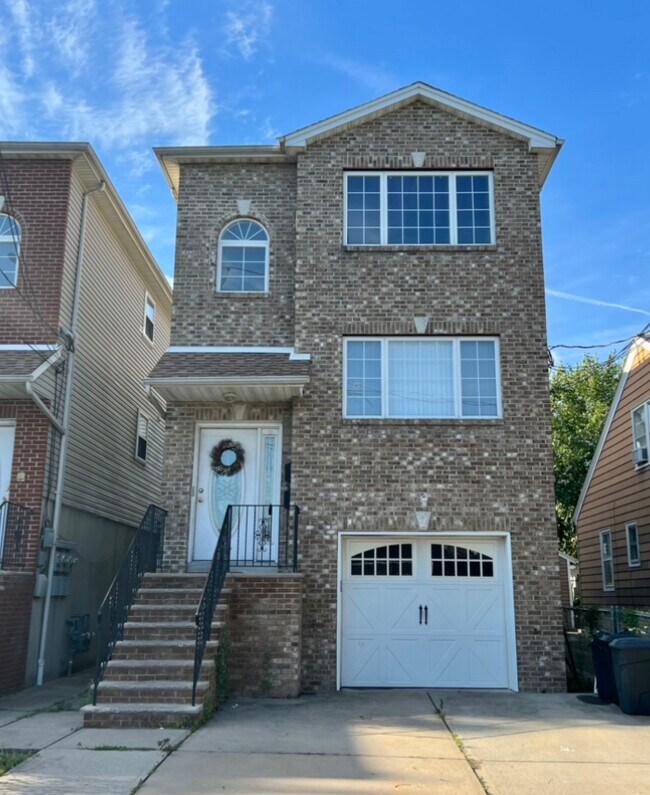 732 Cleveland Ave, Unit 2F