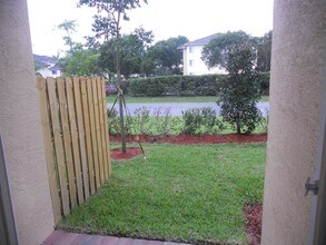 5122 Ashley River Rd-Unit -5121 in West Palm Beach, FL - Building Photo - Building Photo