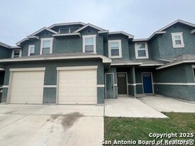 7011 Micayla Cv in San Antonio, TX - Building Photo