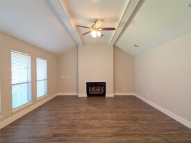 18918 Walden Forest Dr in Humble, TX - Building Photo