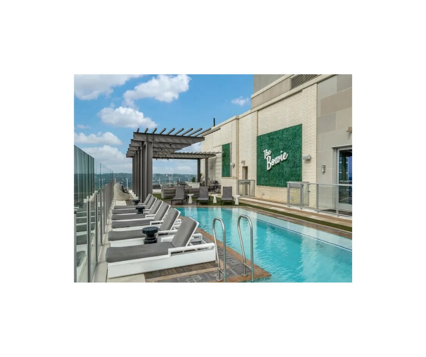 351 Bowie St-Unit -100742-448 in Austin, TX - Building Photo