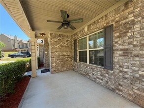 4805 Carriage Bridge Ln in Cumming, GA - Foto de edificio - Building Photo