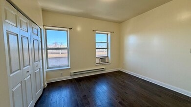 3311 Kensington Ave in Philadelphia, PA - Building Photo - Building Photo