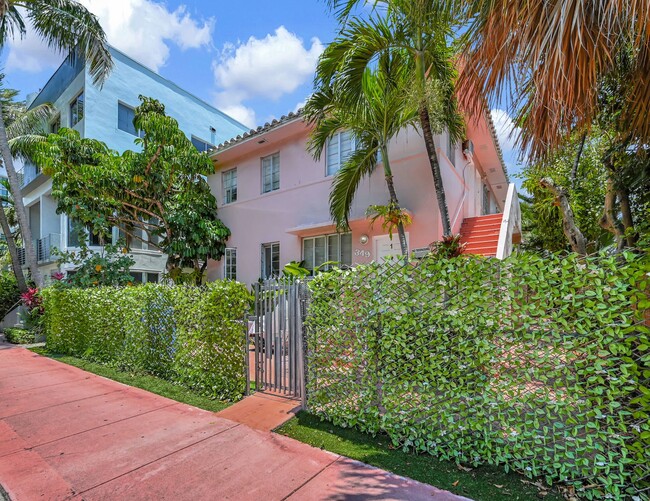 349 Jefferson Ave in Miami Beach, FL - Building Photo - Primary Photo