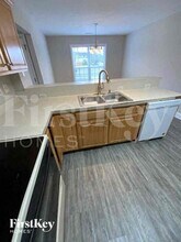 139 Hanahan Plantation Cir in Hanahan, SC - Building Photo - Building Photo