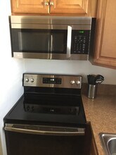 304 SW 16th Ct, Unit Apt 1 in Fort Lauderdale, FL - Building Photo - Building Photo