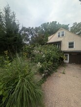 1015 Sperl St in West St. Paul, MN - Building Photo - Building Photo