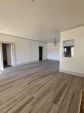 1326 W Elm Ave in Enid, OK - Building Photo - Building Photo
