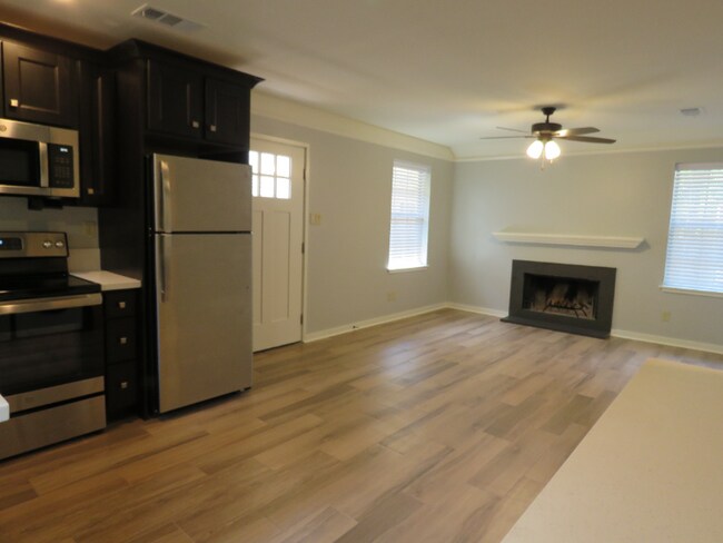 507 E 7th St-Unit -3 in Little Rock, AR - Foto de edificio - Building Photo