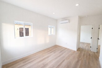 2155 Balboa Ave in San Diego, CA - Building Photo - Building Photo