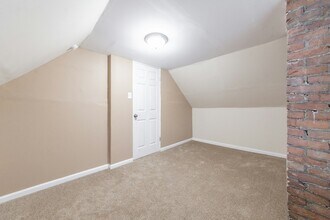 10618 Crestwood Ave in Cleveland, OH - Building Photo - Building Photo