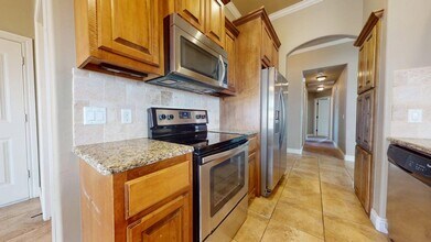 313 Marilyn Glover St in Elgin, OK - Building Photo - Building Photo