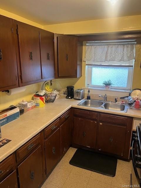 66 Lee Ave in Yonkers, NY - Building Photo - Building Photo