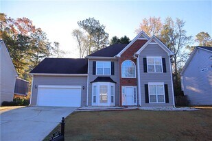 2079 Riverlanding Cir in Lawrenceville, GA - Building Photo
