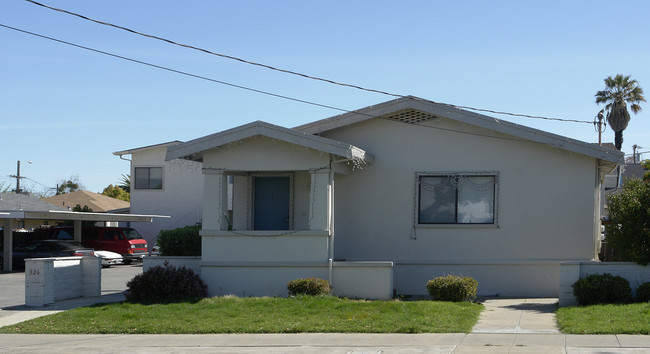 326-330 N L St in Livermore, CA - Foto de edificio - Building Photo