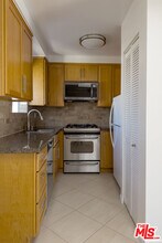 1144 10th St in Santa Monica, CA - Building Photo - Building Photo