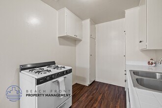 621-625 Hyde Park Blvd. in Inglewood, CA - Foto de edificio - Building Photo