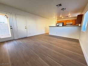 4098 Asante Cove St in Las Vegas, NV - Building Photo - Building Photo