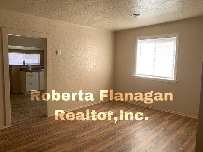 1389 E Gerard Ave in Merced, CA - Building Photo - Building Photo
